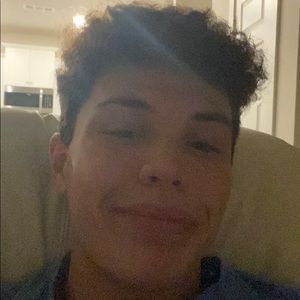 Meet your Posher, Brady